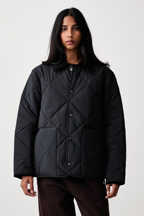 Barbour Modified Short Liddesdale Quilted krótka kurtka damska czarna MQU1866BK11