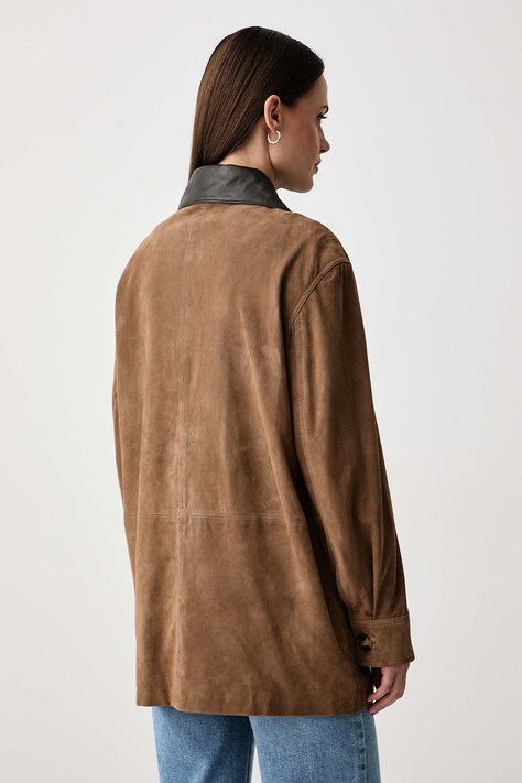 Pedro del Hierro коротка куртка жіноча замшева — AW26-KUDZPE, коричневий — фото 3