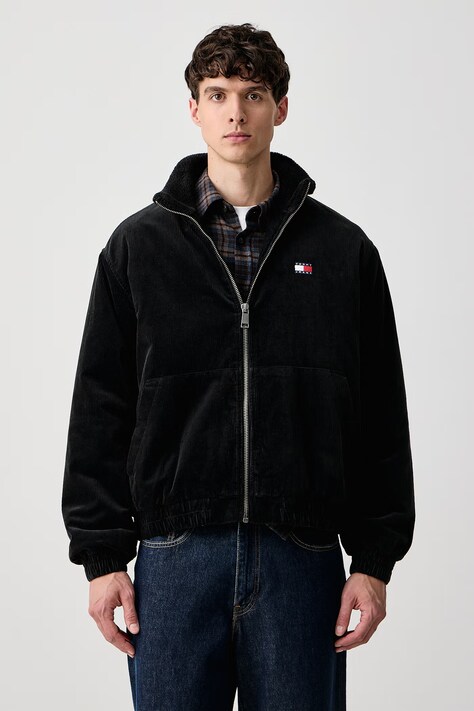 Tommy Jeans Kratka jakna za muškarce od samta crna DM0DM23610