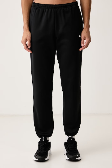 Nike Spodnie dresowe damskie Studio Fleece Therma-FIT czarne regular waist IO0437.010