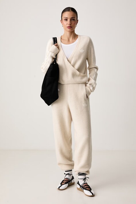 adidas Originals Nogavice Adiluna Season 2 x Jennie bele LD4294