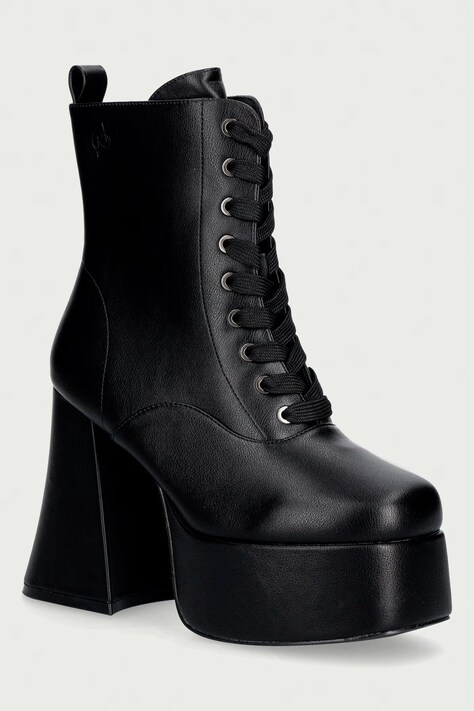 Koi Footwear Боти с дебел ток дамски Reign Lace Up Platform черни FG05