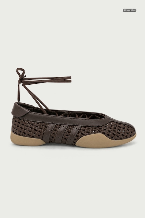 adidas Originals Baleriny Taekwondo Mei Ballet brązowe HP3730