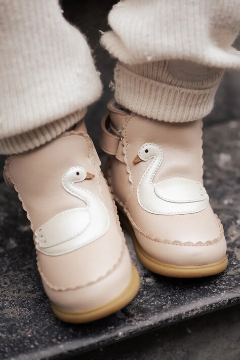 Donsje buty zimowe niemowlęce nubukowe Sify Shoes Swan różowe 1507301