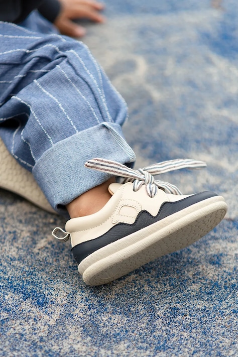 Donsje sneakersy dziecięce skórzane beżowe 1506400