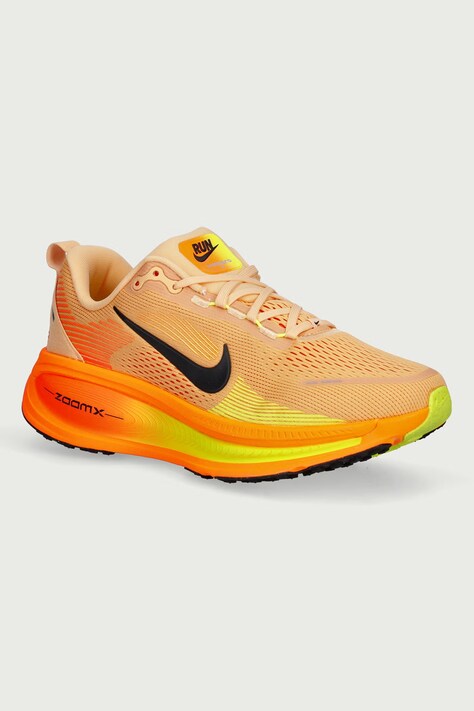 Nike Sneakersy męskie Vomero 18 pomarańczowe HM6803.700