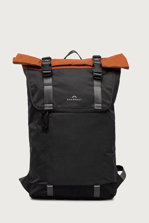Doughnut Plecak Croissant Unearthed 18L czarny D195-UN-0004-F