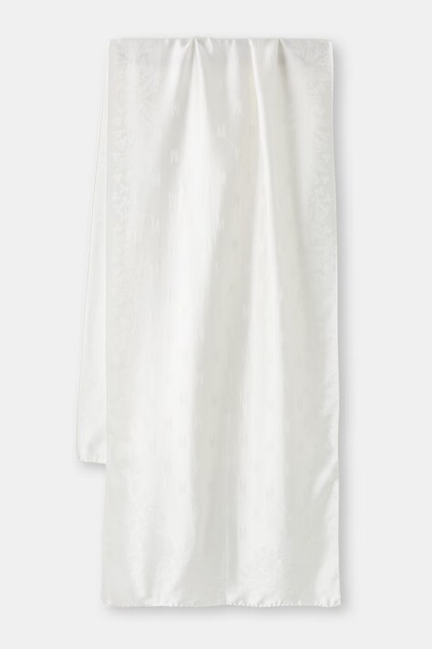 Moschino szal damski jedwabny biały M3447 30556