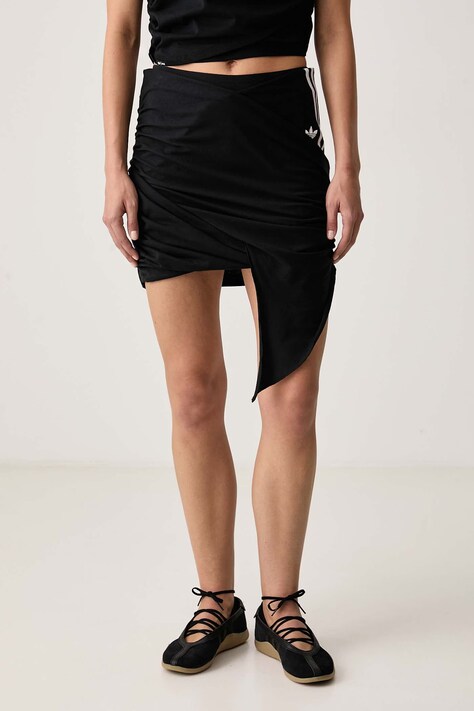 adidas Originals Spódnica kopertowa bawełniana Adiluna Season 2 x Jennie czarna gładka LD8930