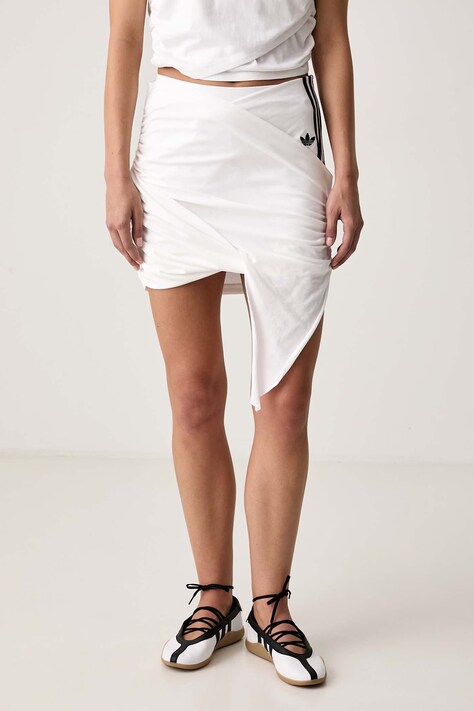 adidas Originals Spódnica kopertowa bawełniana Adiluna Season 2 x Jennie biała gładka LD4969