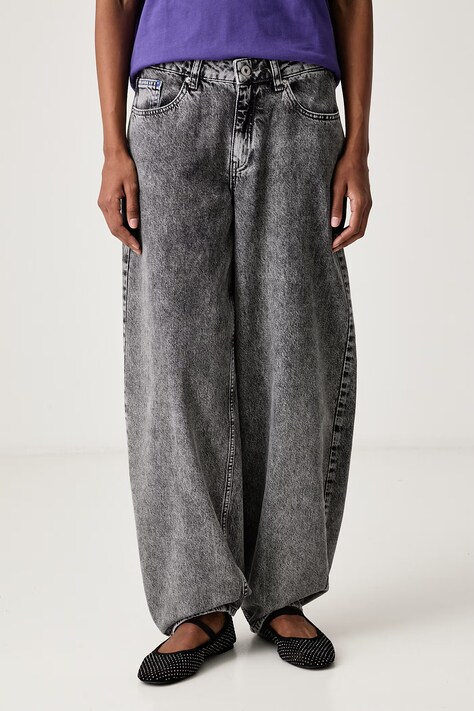 Karl Lagerfeld Jeans Relaxed fit traperice za žene sive B1W10105
