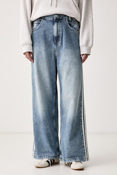 adidas Originals Jeansy wide leg damskie Adilenium Season 6 Baggy Denim niebieskie LH1952