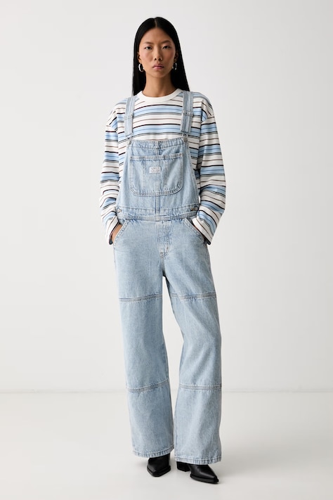 Levi's kavbojke z naramnicami denim ženske UTILITY OVERALL H226 modre 008DD