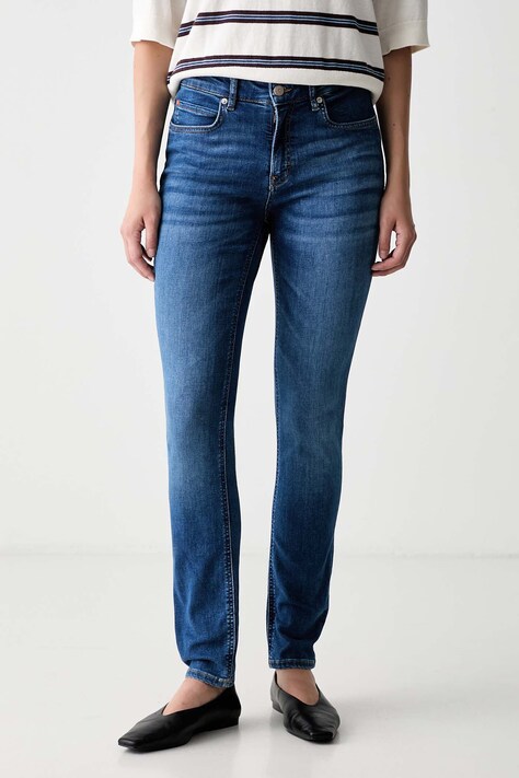BOSS Orange jeansy slim fit damskie C_JACKIE MR 10.0 niebieskie 50566946