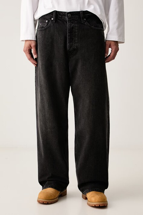 Tommy Jeans rifle pánske čierne DM0DM23742