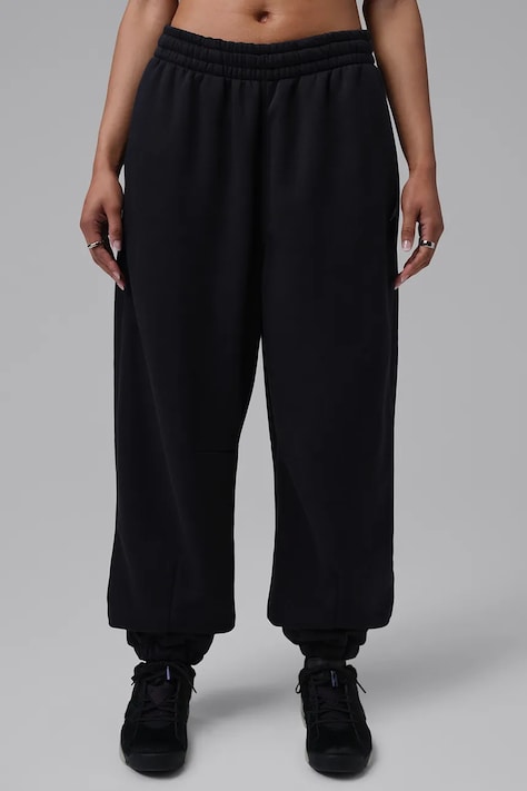 Jordan Spodnie dresowe damskie z bawełną Brooklyn czarne regular waist IM7314.010