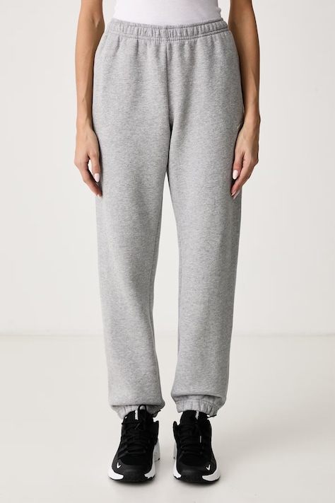 Nike Sportswear Spodnie dresowe damskie z bawełną Studio Fleece szare regular waist IM8076.063