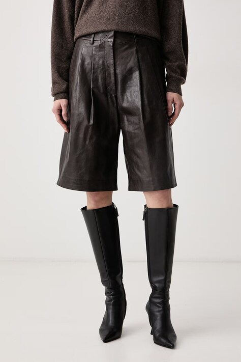 Weekend Max Mara Szorty damskie skórzane WKIPAGINE brązowe high waist 2625436013600