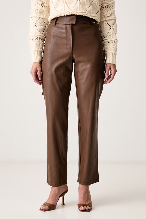 Fracomina Spodnie straight damskie z imitacji skóry brązowe high waist FS26WV2002P45601