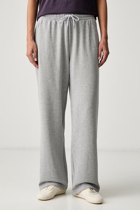 The North Face spodnie dresowe damskie z bawełną Essential szare high waist NF0A8FDSCQO1