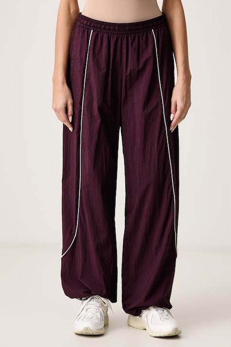 Under Armour Női melegítő Unstoppable burgundia magas derék 6013530