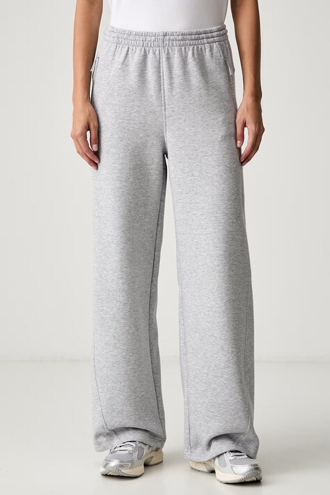 Under Armour spodnie dresowe damskie Unstoppable szare 6013522