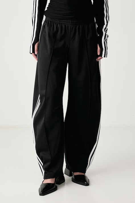adidas Originals Штани жіночі Firebird Barrel чорні regular waist LF1057