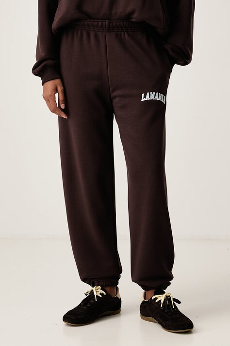 La Mania Spodnie dresowe damskie z bawełną ANGELES brązowe regular waist