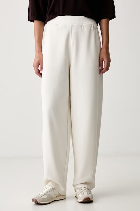 BOSS spodnie dresowe damskie z bawełną Essuge beżowe high waist 50566342