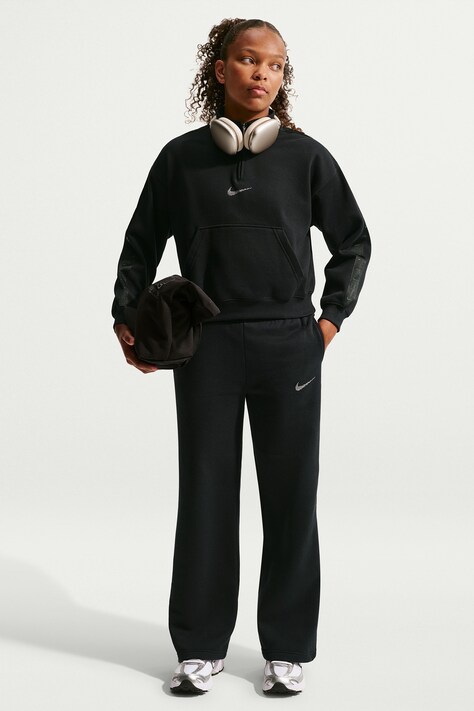 Nike Spodnie dresowe dziecięce z bawełną Nike Studio Fleece czarne regular waist IM4983