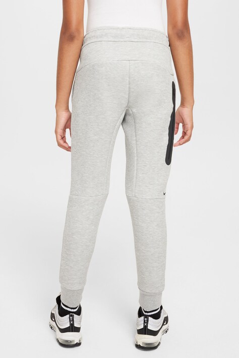 Nike Spodnie dresowe dziecięce Nike Sportswear Tech Fleece szare regular waist HV5869