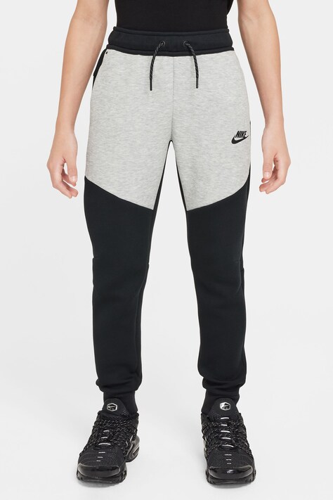 Nike Spodnie dresowe dziecięce Nike Sportswear Tech Fleece czarne regular waist HV5869