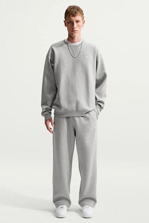 Nike Sportswear Spodnie dresowe męskie z bawełną Solo Swoosh szare HV1090.063