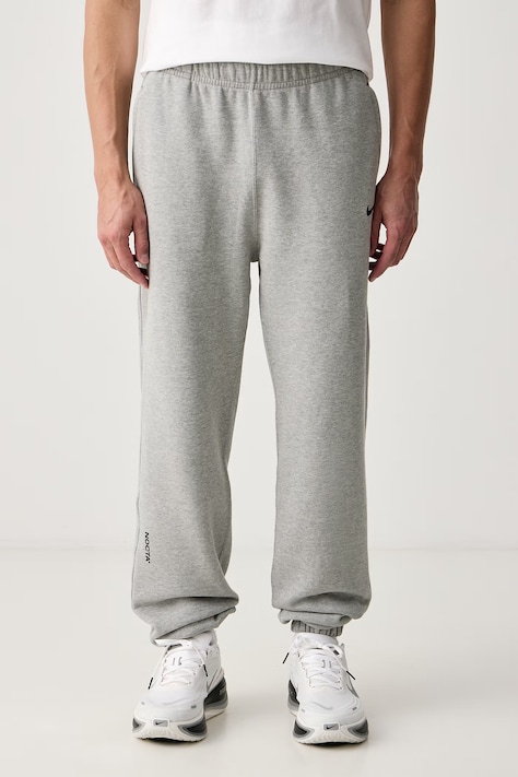 Nike Sportswear NOCTA spodnie dresowe męskie z bawełną szare regular waist HM5764.063