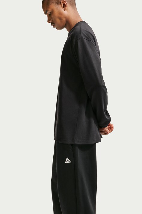Nike ACG: All Conditions Gear Spodnie dresowe męskie z bawełną ACG Tuff Fleece czarne regular waist IH0717.010