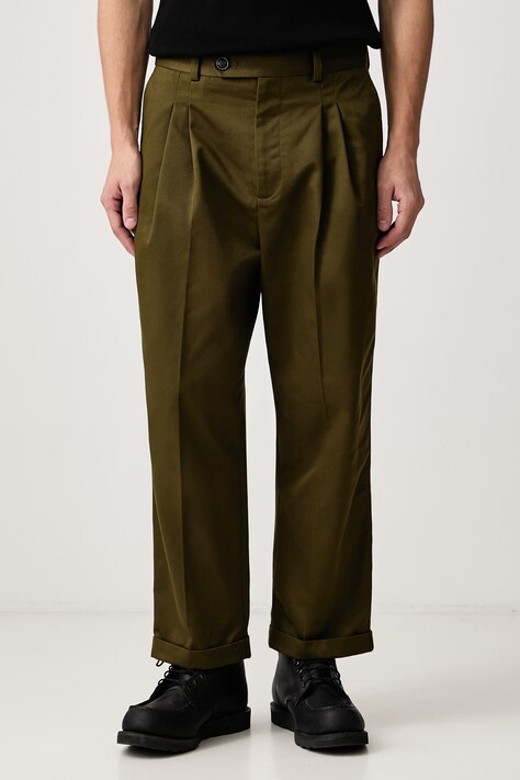 Drôle de Monsieur Spodnie chinos męskie z bawełną zielone regular waist M-BP192-PL188