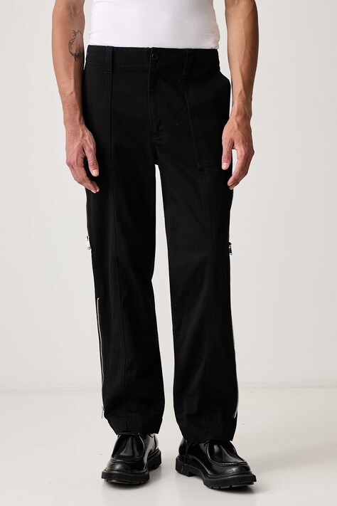 Undercover Spodnie bawełniane męskie czarne regular waist UP2F4507