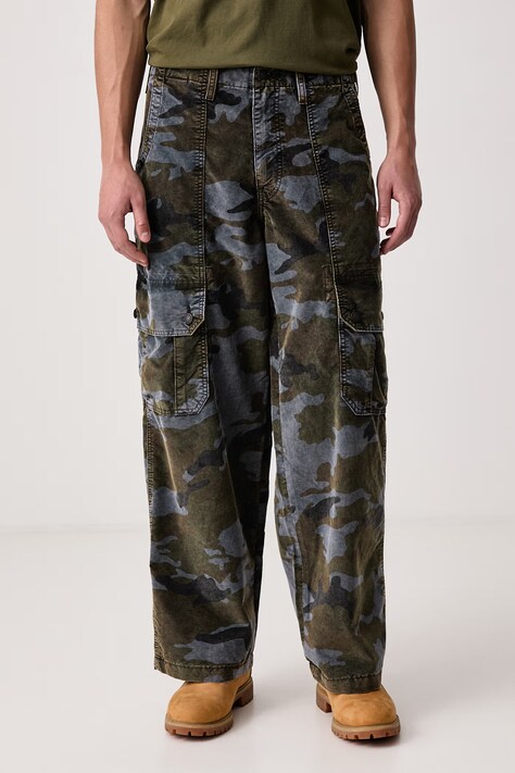 Levi's Cargo hlače moške rebrast žamet EXTRA BAGGY CARGO zelene srednji pas 007W6