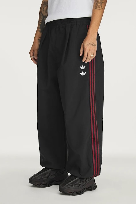 adidas Originals Track Pant x Willy Chavarria спортивные штаны для мужчин чёрные regular waist KZ3118