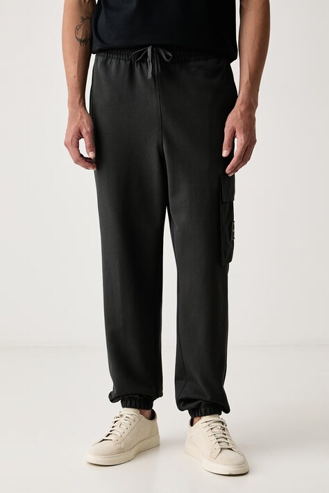 Calvin Klein Jeans spodnie dresowe męskie z bawełną zielone regular waist LV04RJ204G