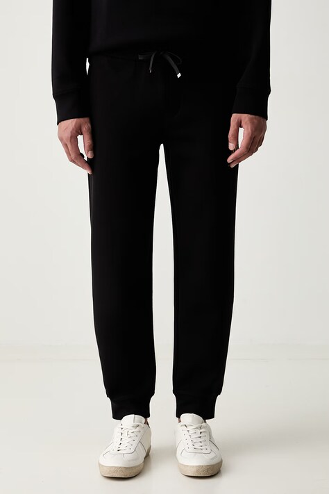 Armani Exchange teplákové nohavice pánske s bavlnou čierne regular waist XM003553 AF20150