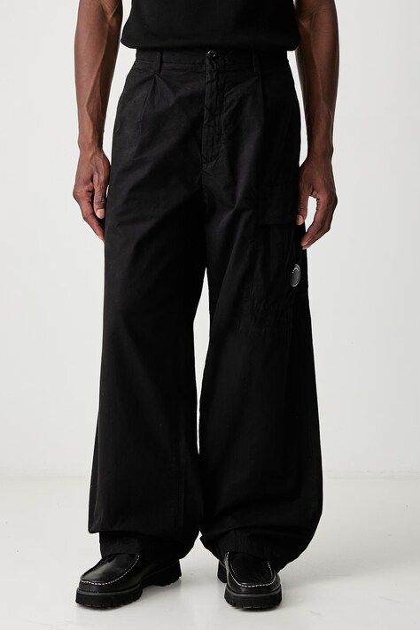 C.P. Company spodnie cargo męskie bawełniane czarne regular waist 21CMPA111A110324G