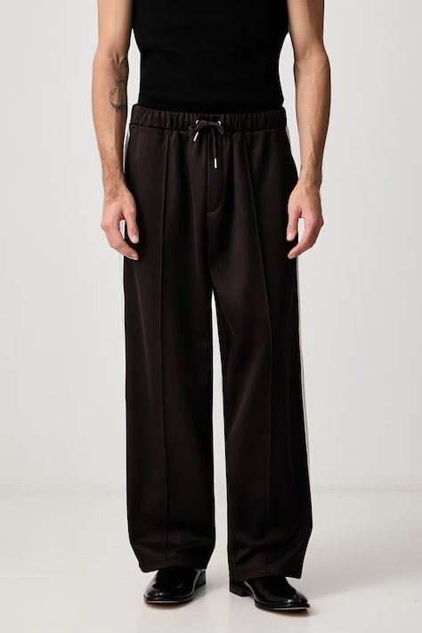 Fred Perry Spodnie dresowe męskie brązowe regular waist T3303