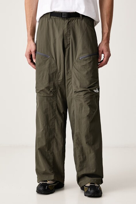 The North Face Παντελόνι ανδρικό NSE Belted πράσινο κανονική NF0A8G9521L1