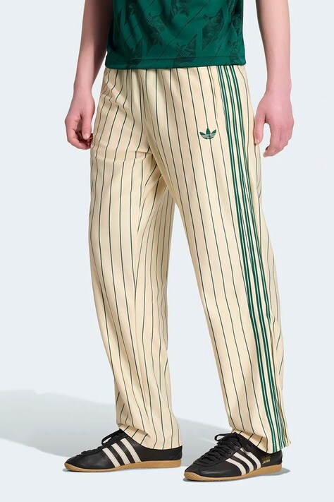 adidas Originals Teplákové nohavice pánske Firebird Pinstripes béžové regular waist KT4300