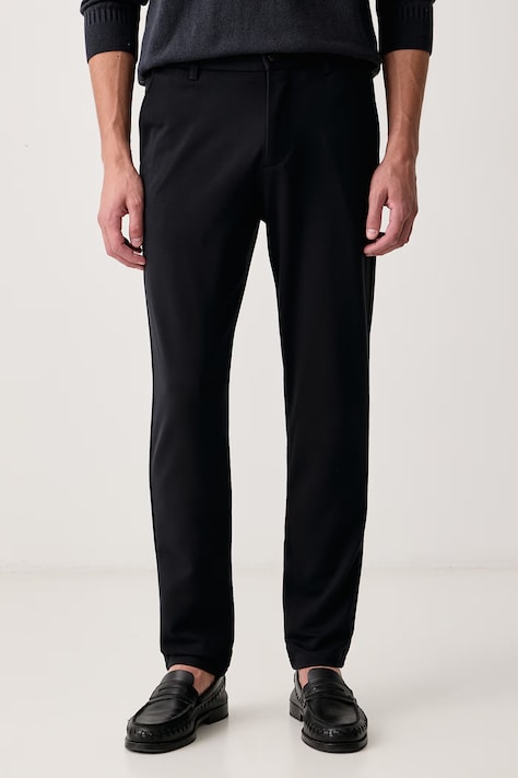 Marc O'Polo Spodnie joggery męskie z wiskozą granatowe regular waist 5000011705