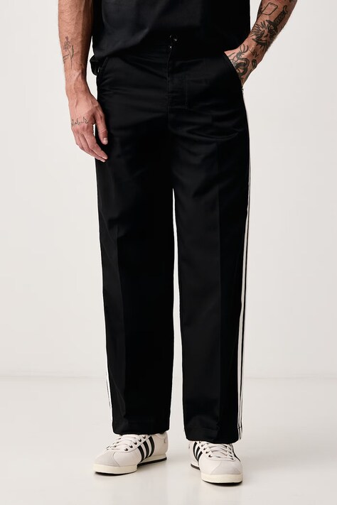 adidas Originals Nohavice pánske čierne regular waist KE4177