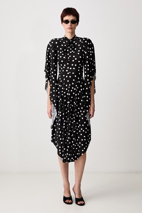 Vetements Sukienka rozkloszowana w kropki z wiskozą czarna WH27DR138BD