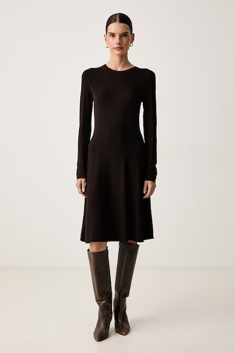 Armani Exchange Платье с вискозой коричневое однотонное XW003264 AF10352
