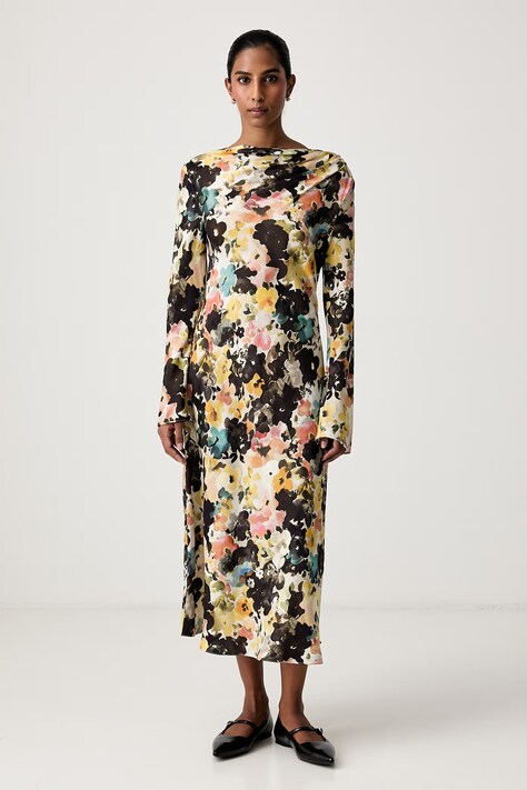 Stine Goya Sukienka rozkloszowana z lyocellem czarna SG-AW26-D341-2263